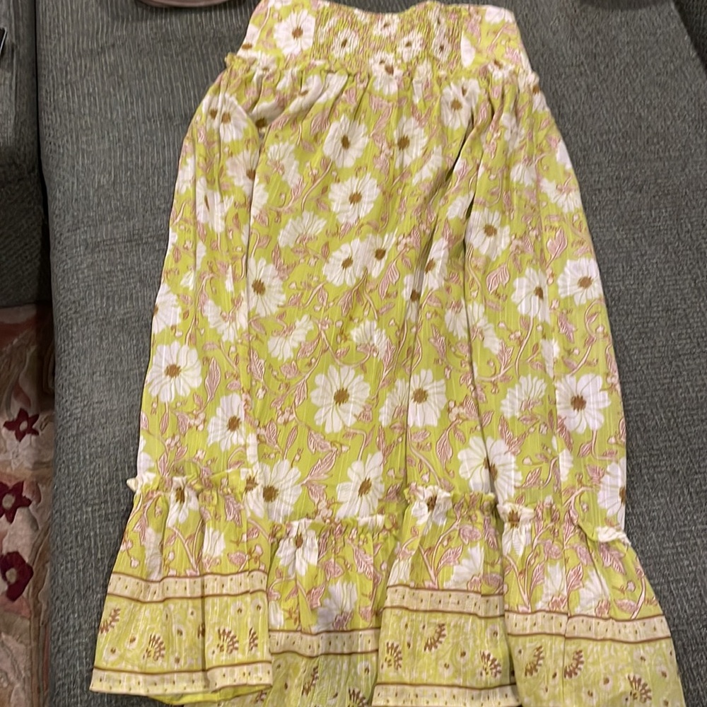 Land of the Free Floral Light Green floral Peasant Skirt (sz s) - Picture 7 of 7